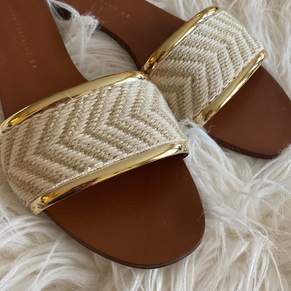 ZARA Trafaluc slip on sandals - Picture 2 of 13